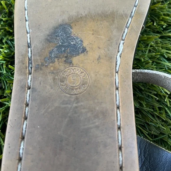 Saltwater Single Black Sandal - Picture 4 of 4